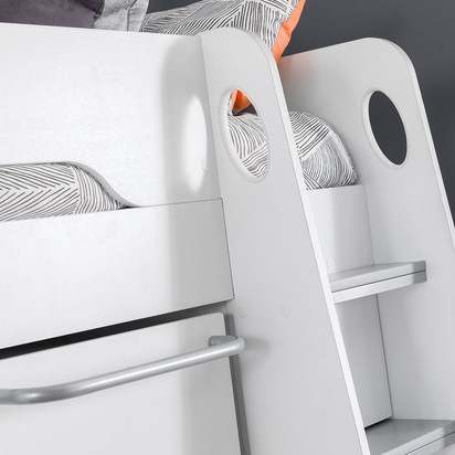 Ladder detail to pegasus high sleeper in white