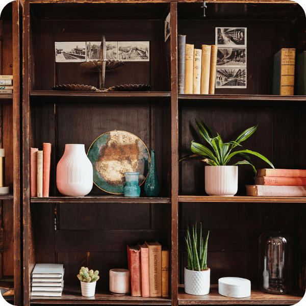 How to style your shelves